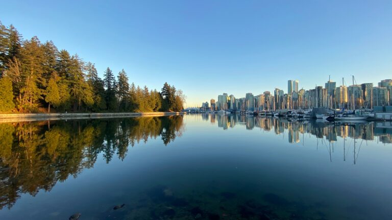 Vancouver Travel Guide: Best Things to Do and See