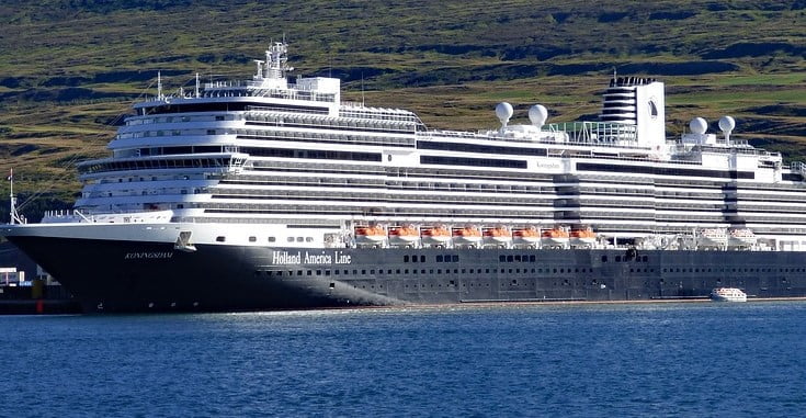 Holland America Line.bay 1