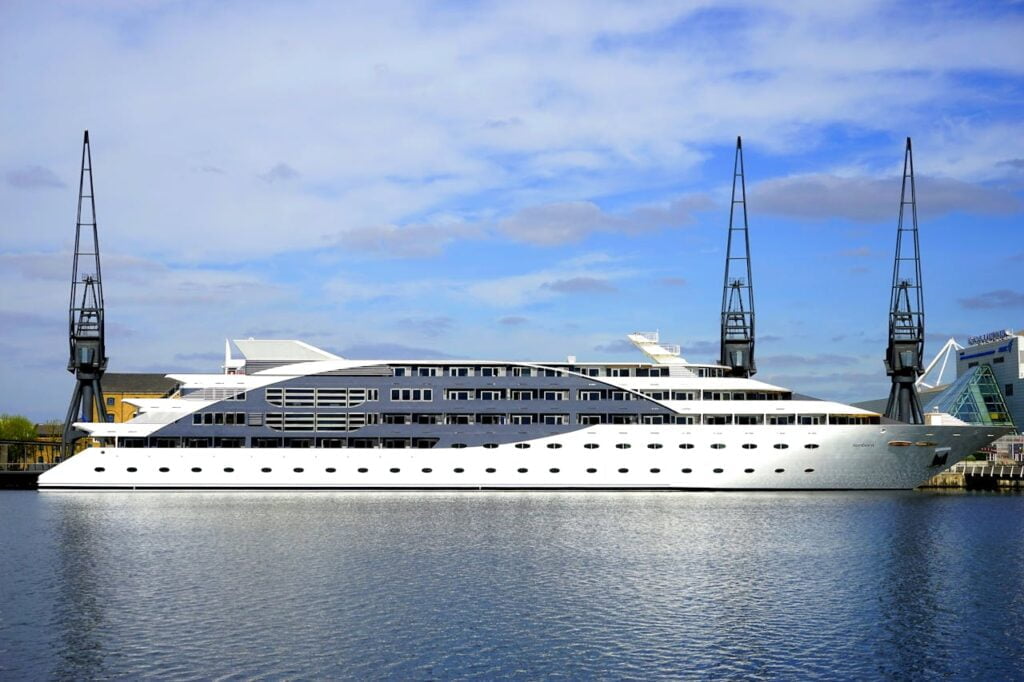 Luxury ocean cruises