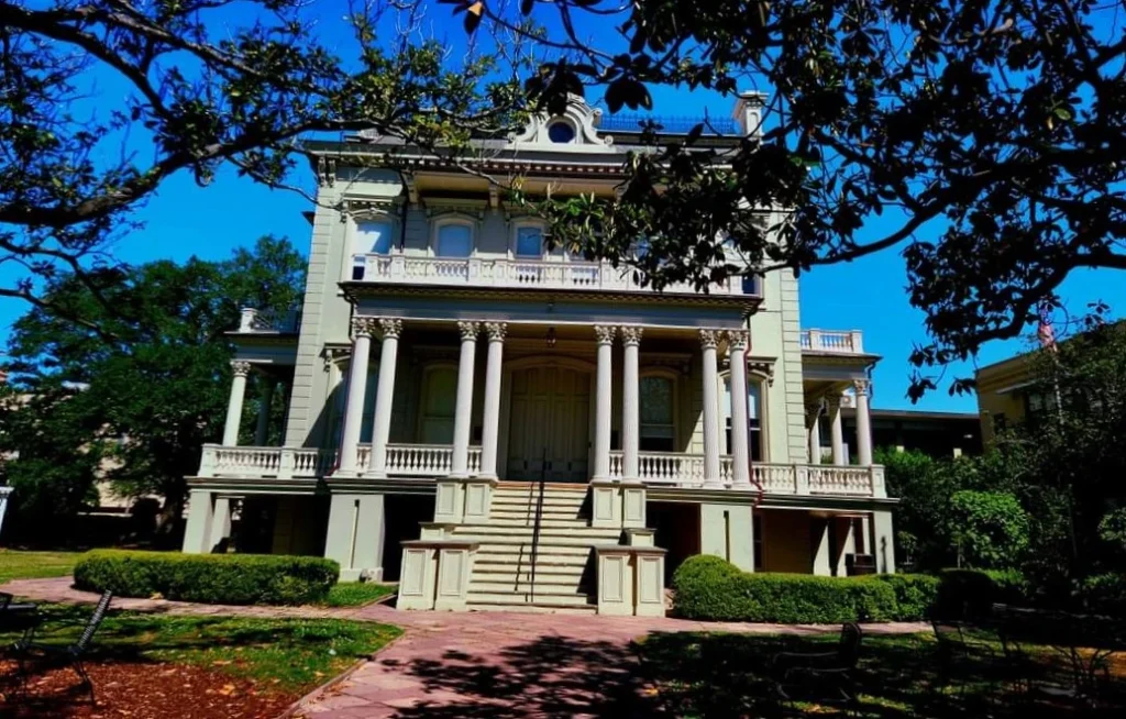 Garden District