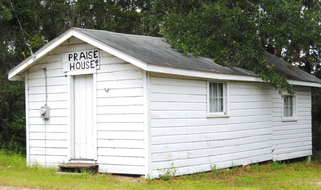 Praise House11