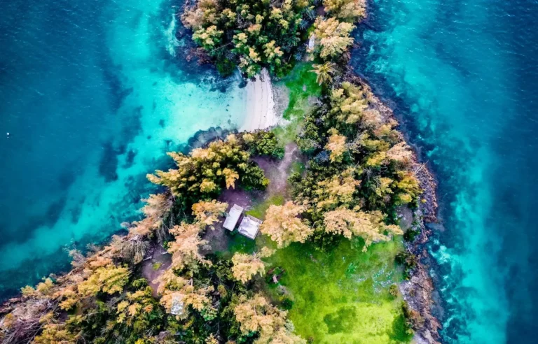 best time to cruise to Bermuda
