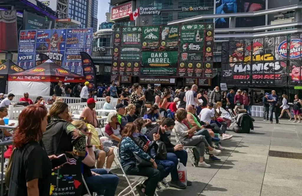 Yonge-Dundas Square