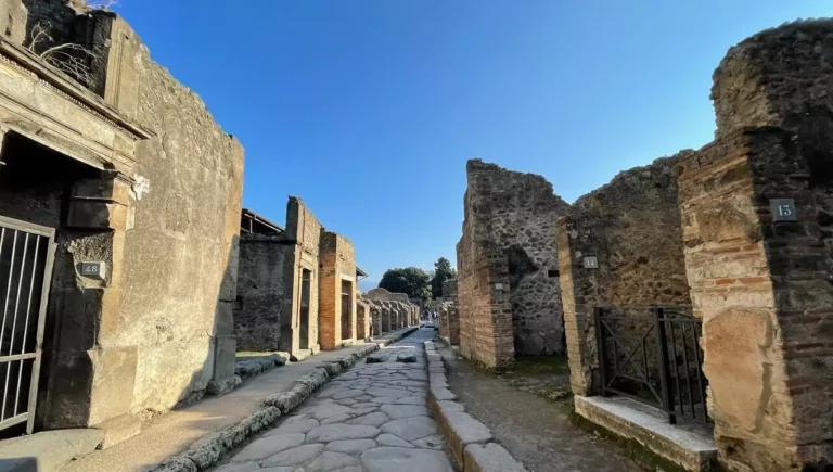 Best Pompeii tours