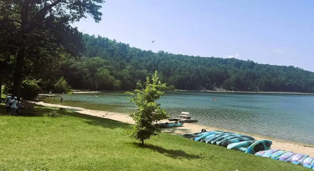 Devil's Lake State Park