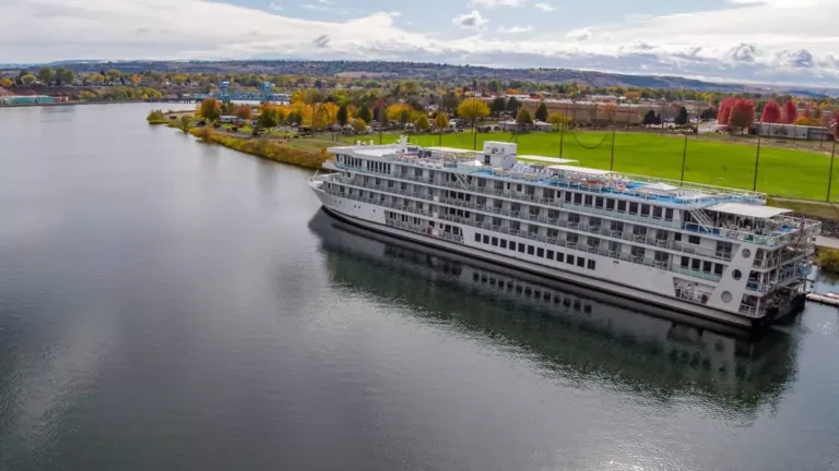 Columbia and Snake River cruises