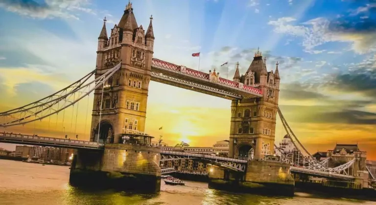 London Tours for Seniors