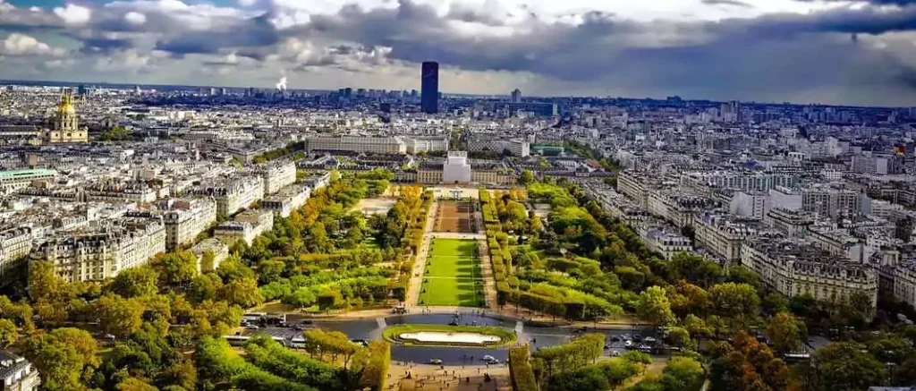 paris